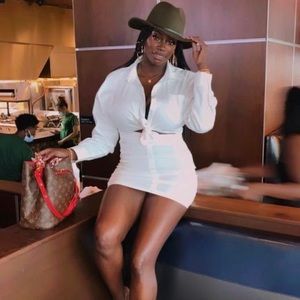 Meet your Posher, Charity